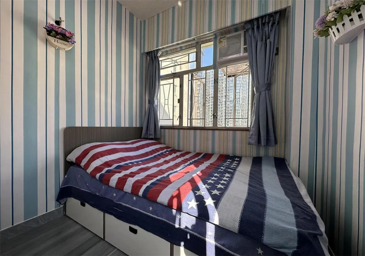 3Br Romantic Apt, 2Mins Mtr, 8Pax Hong Kong Apartment