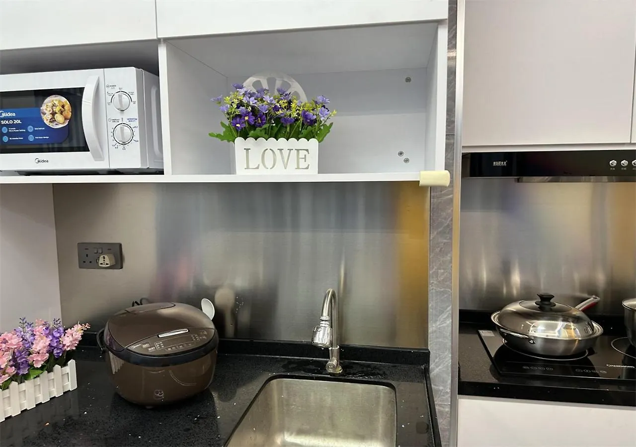 3Br Romantic Apt, 2Mins Mtr, 8Pax Hong Kong